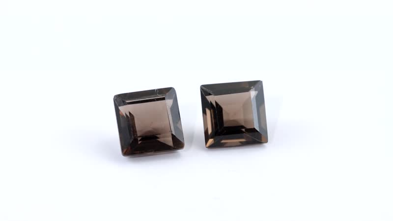 Brazilian Smoky Quartz Set of 2 (Sqr 8 mm) 4.40 ctw