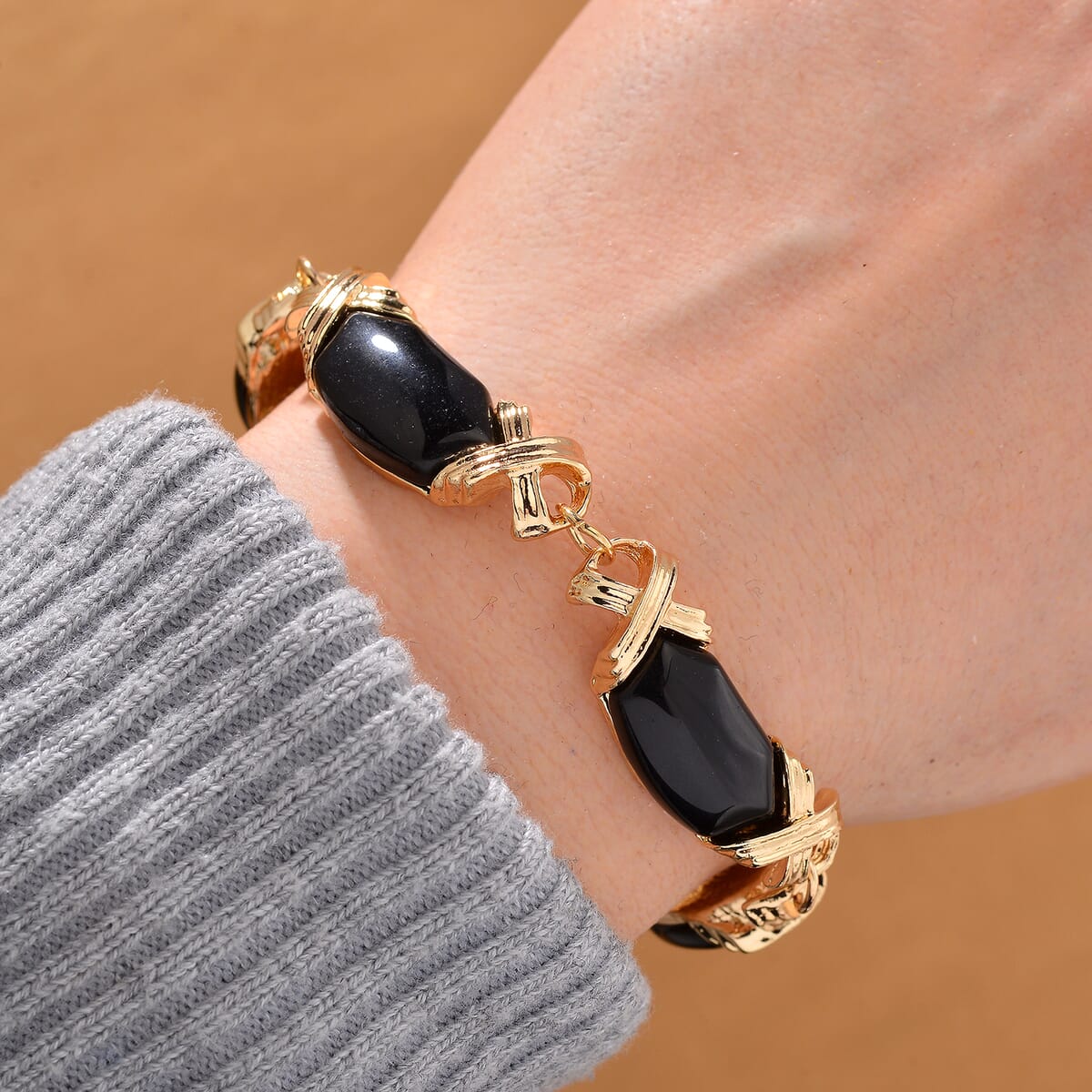 TLV Black Obsidian Molto Kiss Bracelet in Goldtone (6-8In) 65.00 ctw image number 1
