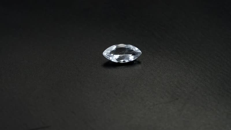 White Topaz Set of 2 (Marquee 14x7 mm) 2.75 ctw