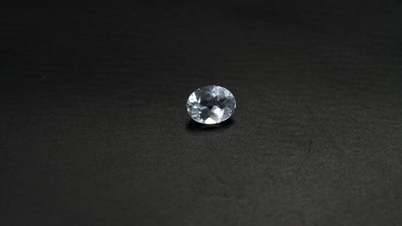 White Topaz Set of 2 (Oval 9x7 mm) 1.44 ctw