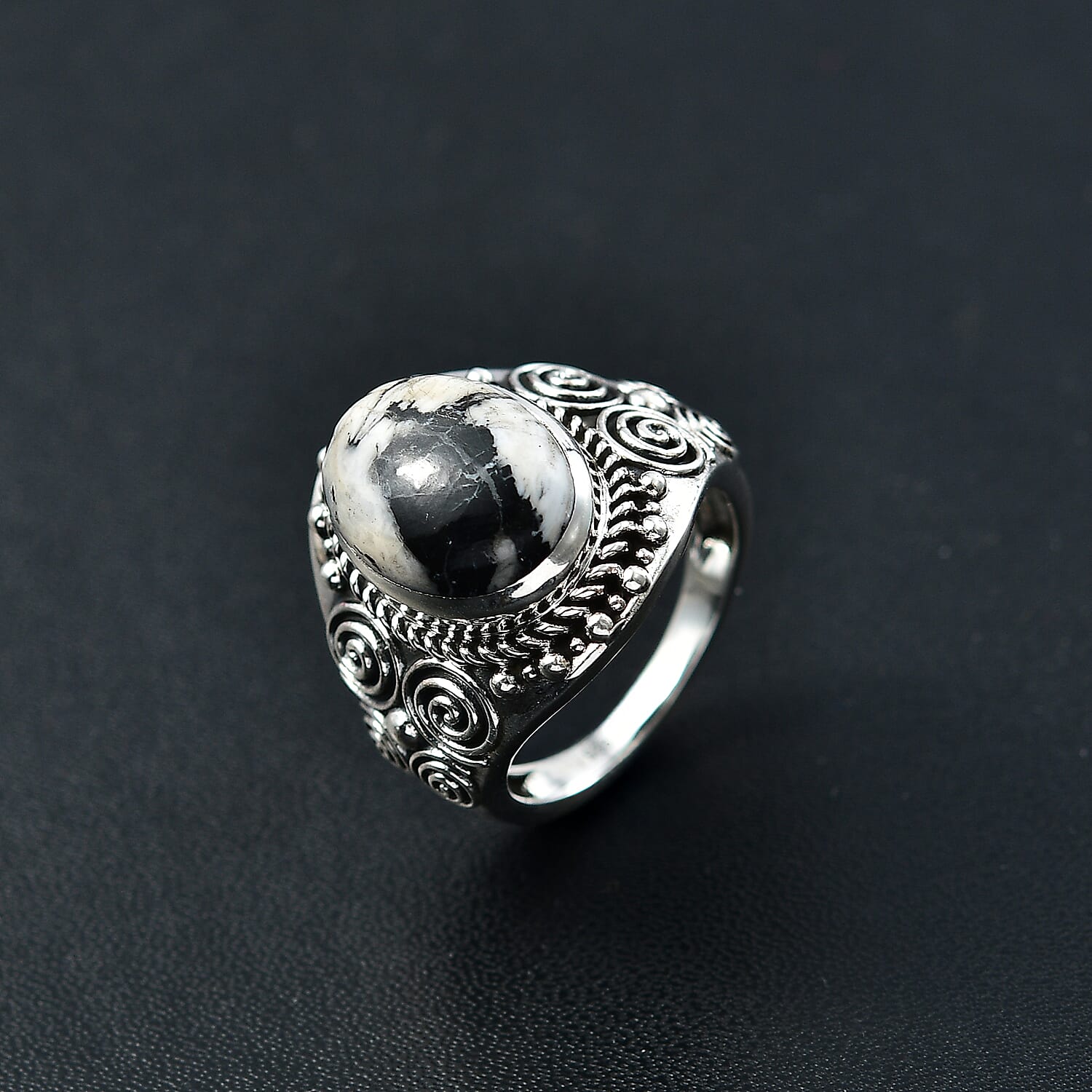D'Joy Artisan Crafted White Buffalo 5.00 ctw Celestial Ring in Sterling Silver (Size 10.0)