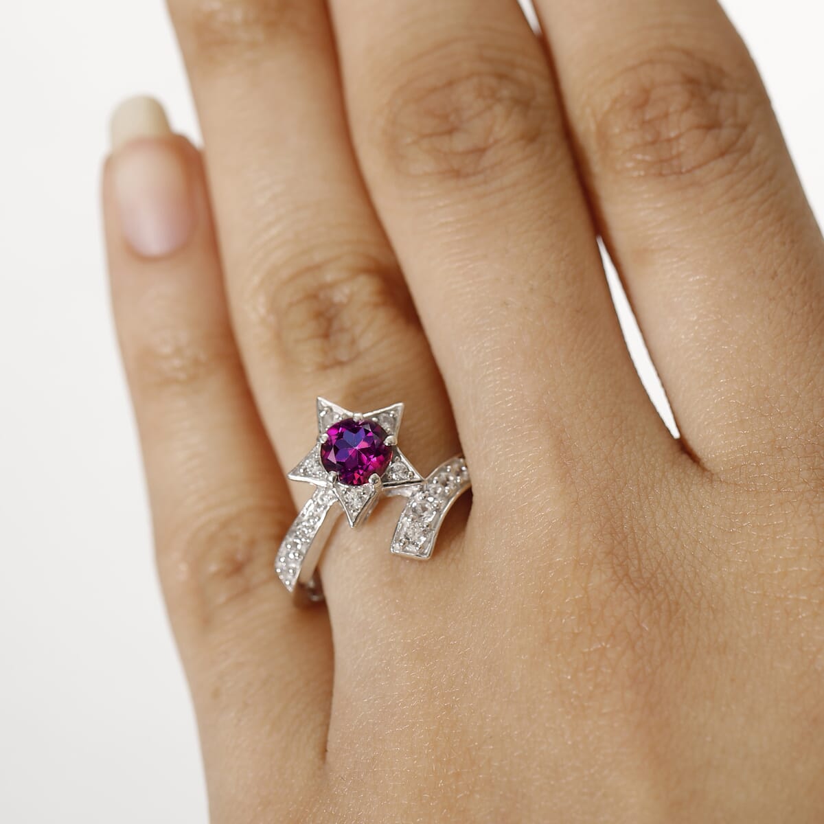 D'Joy Crimson Mystic Topaz and White Zircon 1.30 ctw Shooting Star Ring in Rhodium Over Sterling Silver (Size 7.0) image number 2