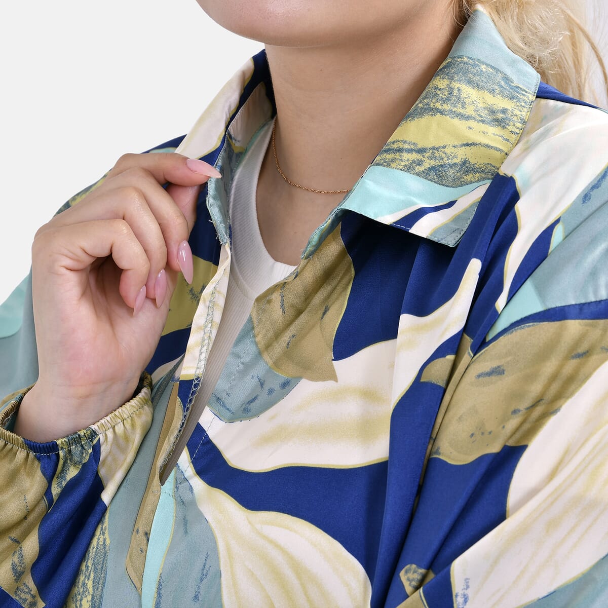 La Marey Blue Floral Oversized Soft Satin Button-Up Collared Shirt – S/M image number 4