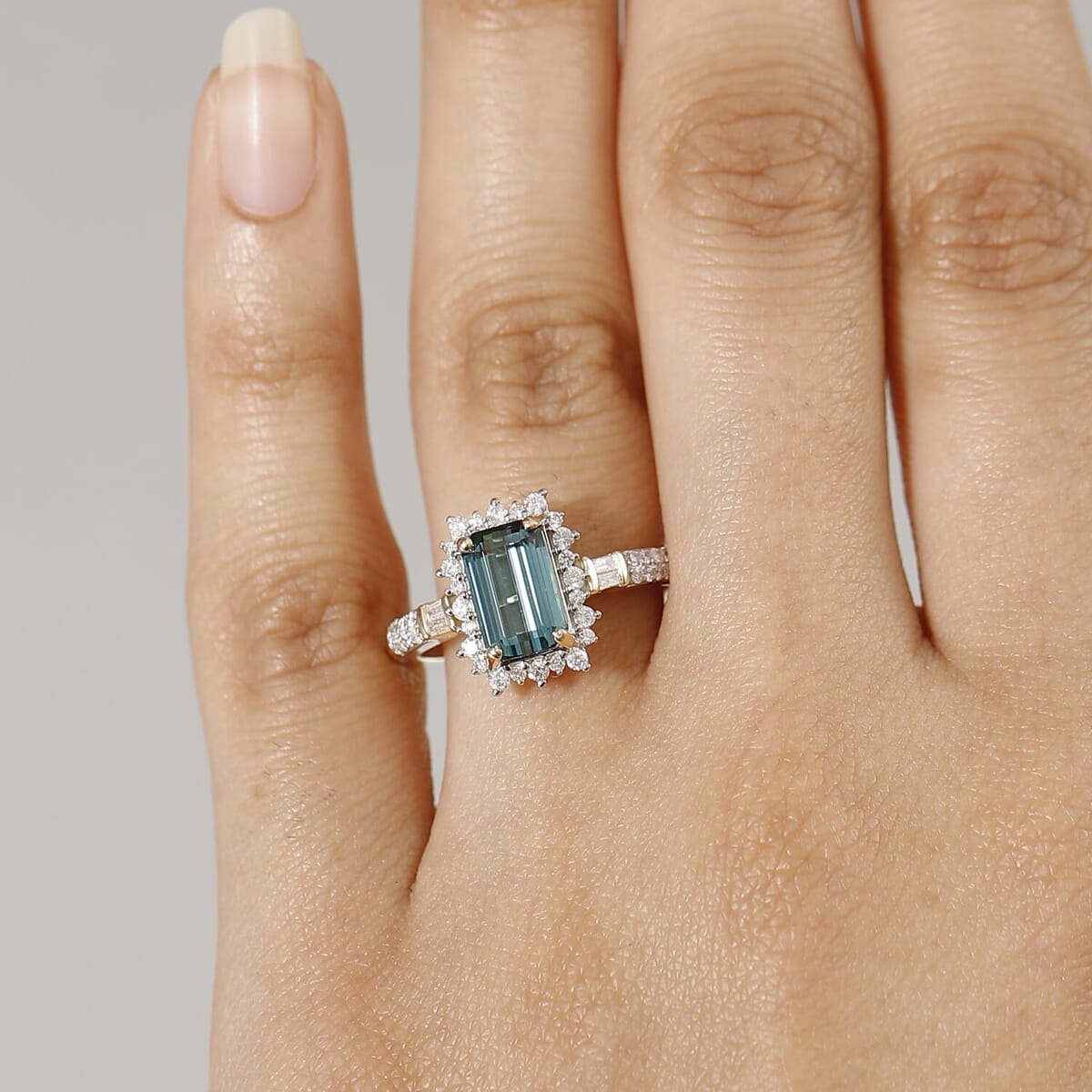 Luxoro AAA Pirineu Lagoon Tourmaline and Diamond I2 2.40 ctw Art Deco Halo Ring in 14K Yellow Gold (Size 6.0) image number 2