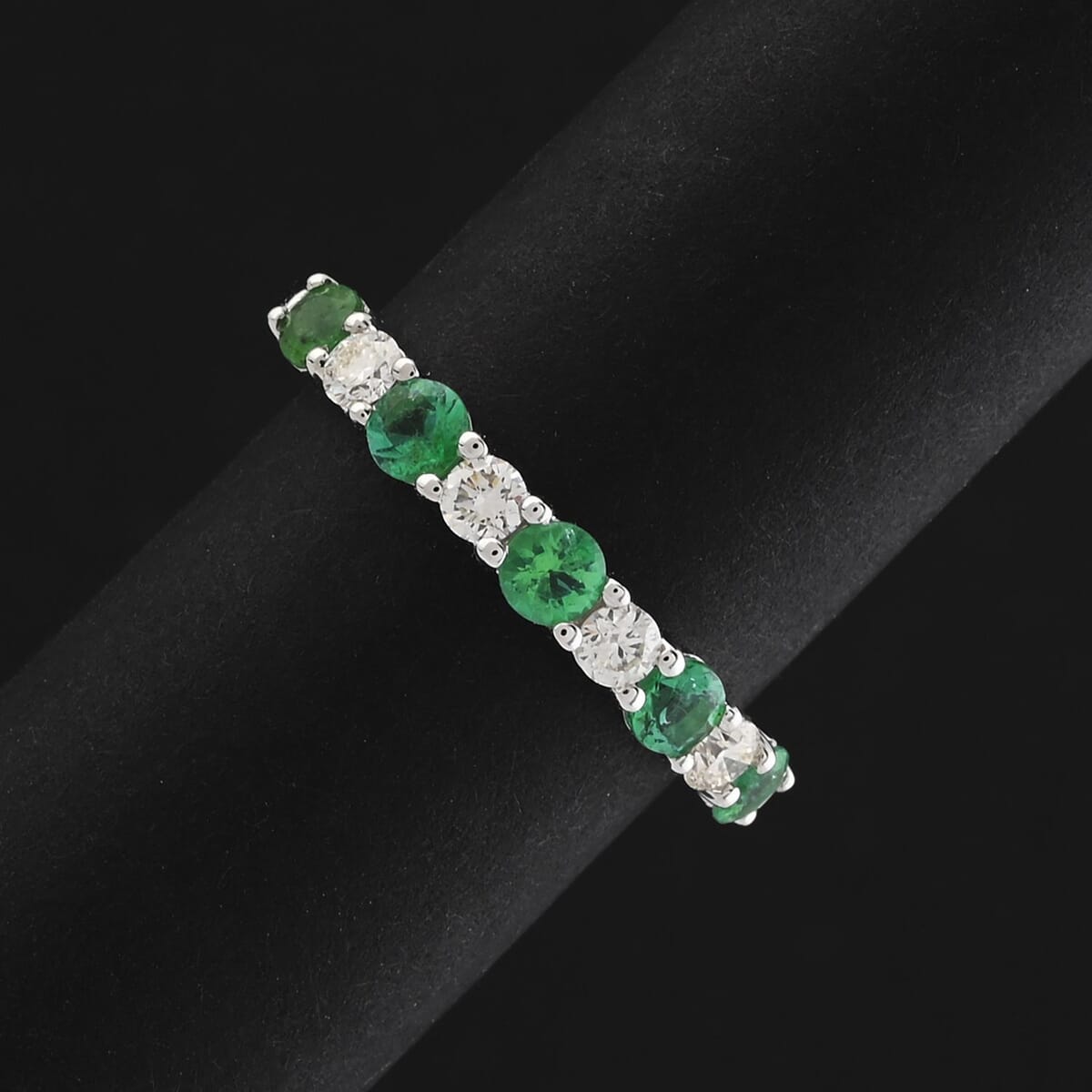 Certified & Appraised Rhapsody AAAA Boyaca Colombian Emerald and E-F VS Diamond 1.05 ctw Ring in 950 Platinum (Size 8.0) 4.22 Grams image number 1