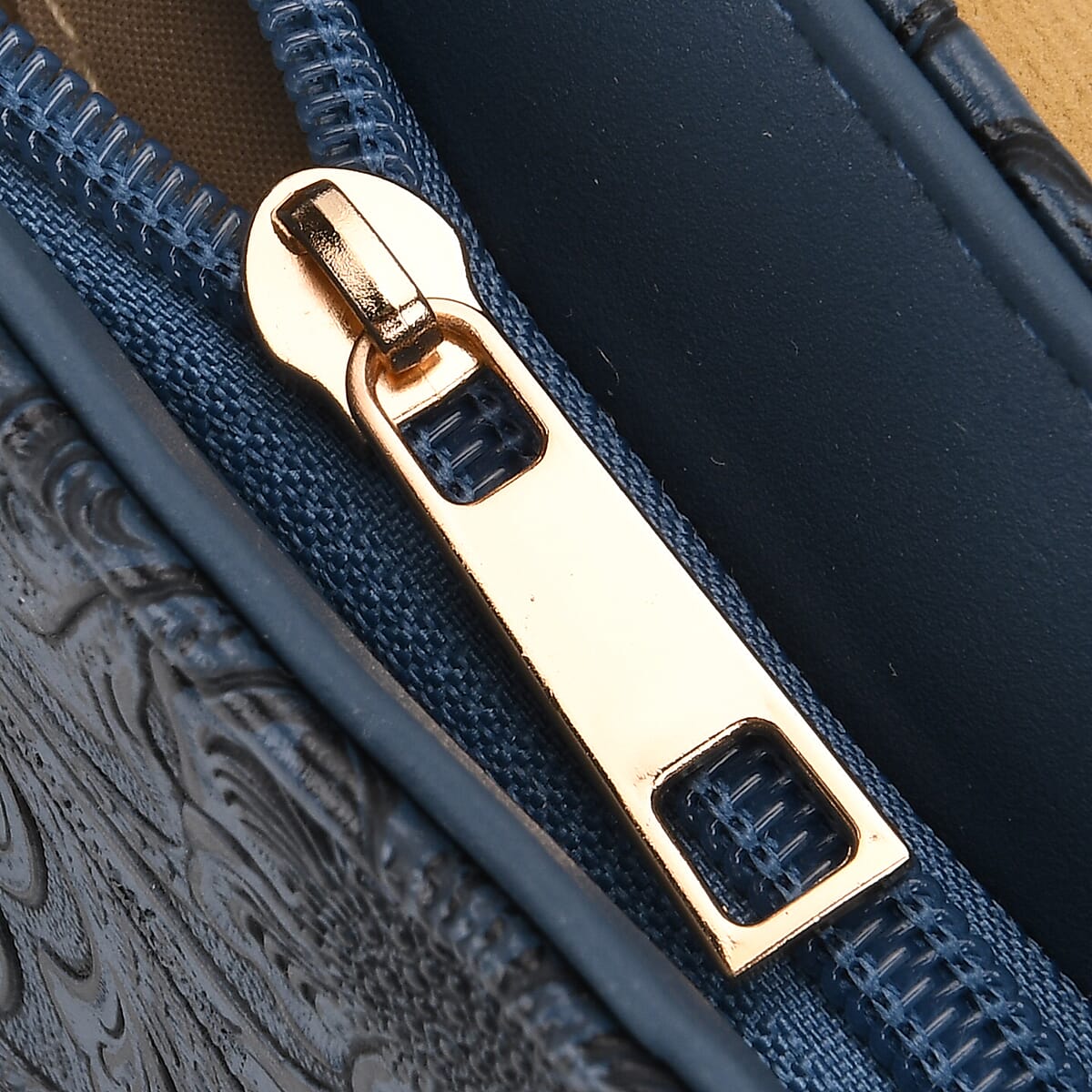 Blue Flower Embossed Faux Leather Crossbody Bag with Turquoise Charming Fringes image number 6