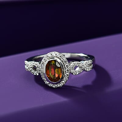 D'Joy Stellar Mystic Topaz and White Zircon 1.40 ctw Infinity Love Ring in Rhodium Over Sterling Silver (Size 6.0)