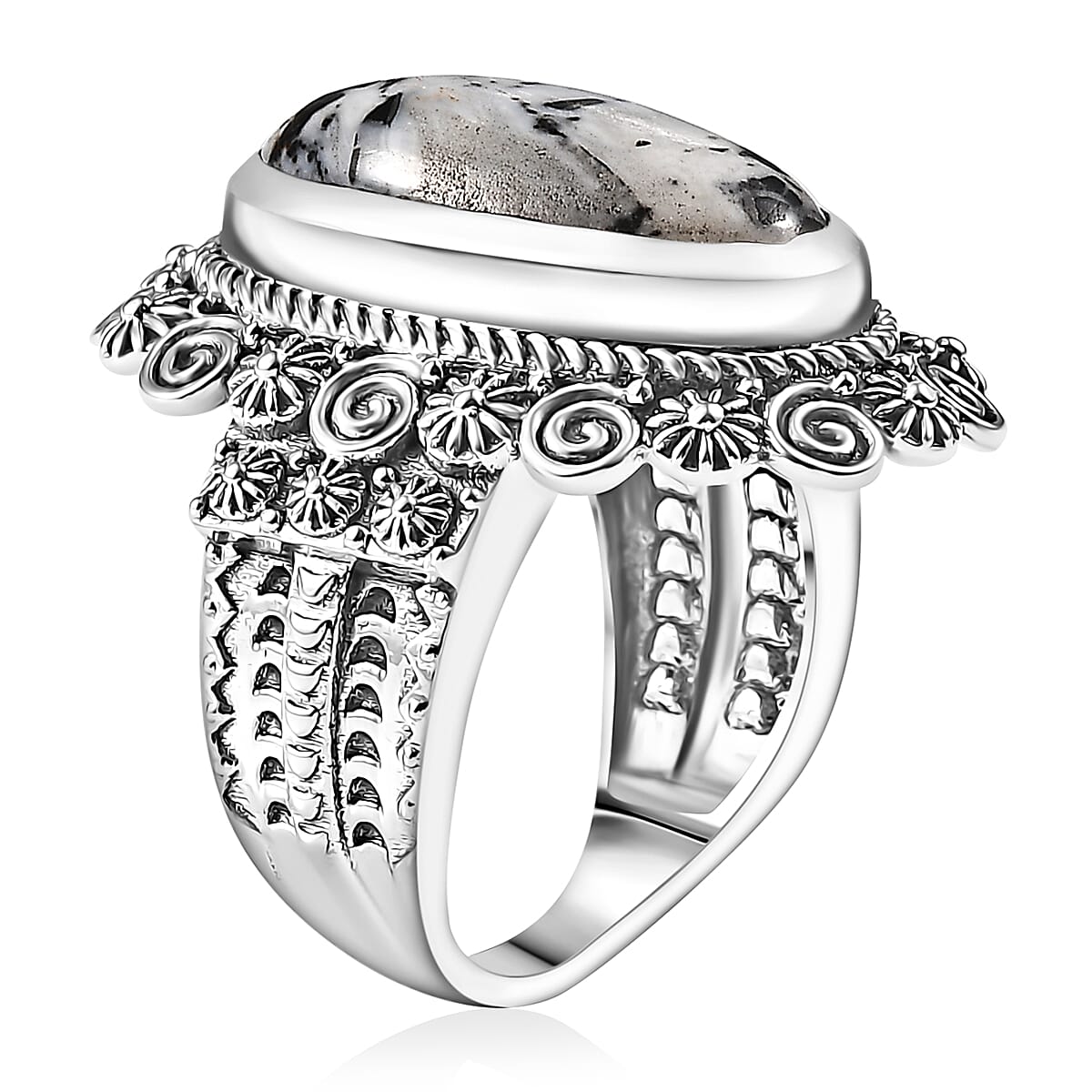 D'Joy Indian Artisan Crafted White Buffalo 9.00 ctw Floral Ring in Sterling Silver (Size 10.0)