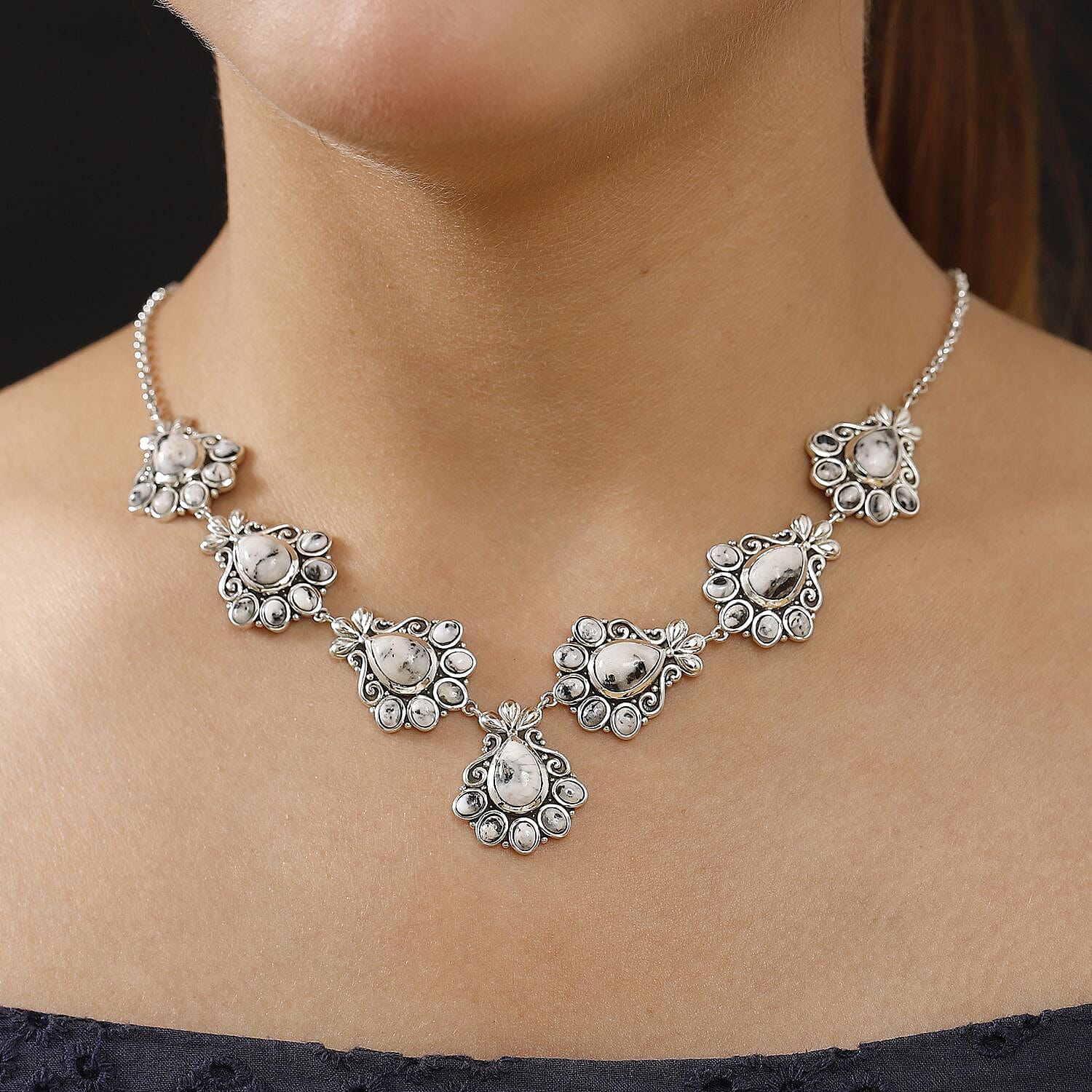 D'Joy Artisan Crafted White Buffalo 20.65 ctw Necklace in Sterling Silver 18 Inches