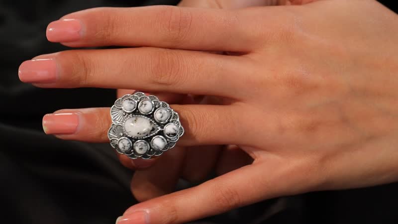 Artisan Crafted Premium White Buffalo Fancy Ring in Sterling Silver (Size 6.0) 9.20 ctw