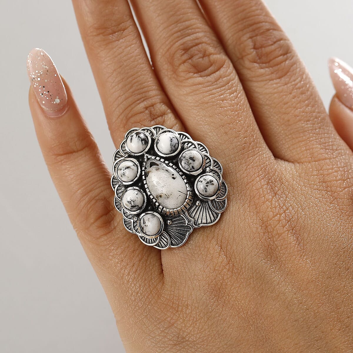 D'Joy Indian Artisan Crafted White Buffalo 9.20 ctw Floral Ring in Sterling Silver (Size 7.0) image number 2