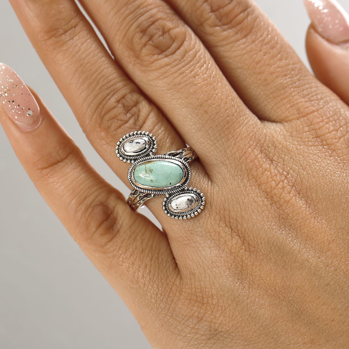D'Joy Artisan Crafted Royston Turquoise and White Buffalo 3.10 ctw Ring in Sterling Silver (Size 7.0) image number 2