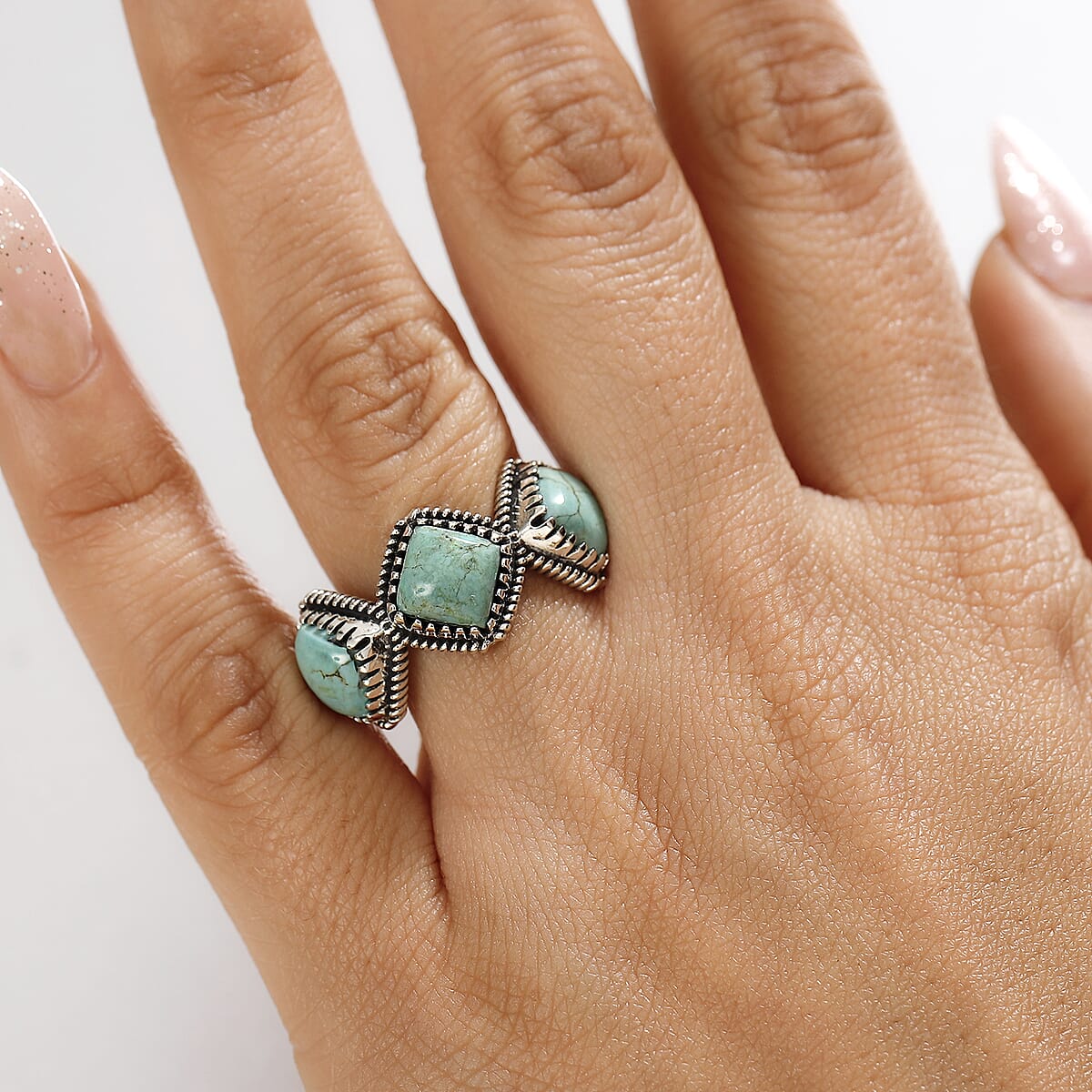 D'Joy Artisan Crafted Royston Turquoise 4.50 ctw 3 Stone Ring in Sterling Silver (Size 5.0) image number 2