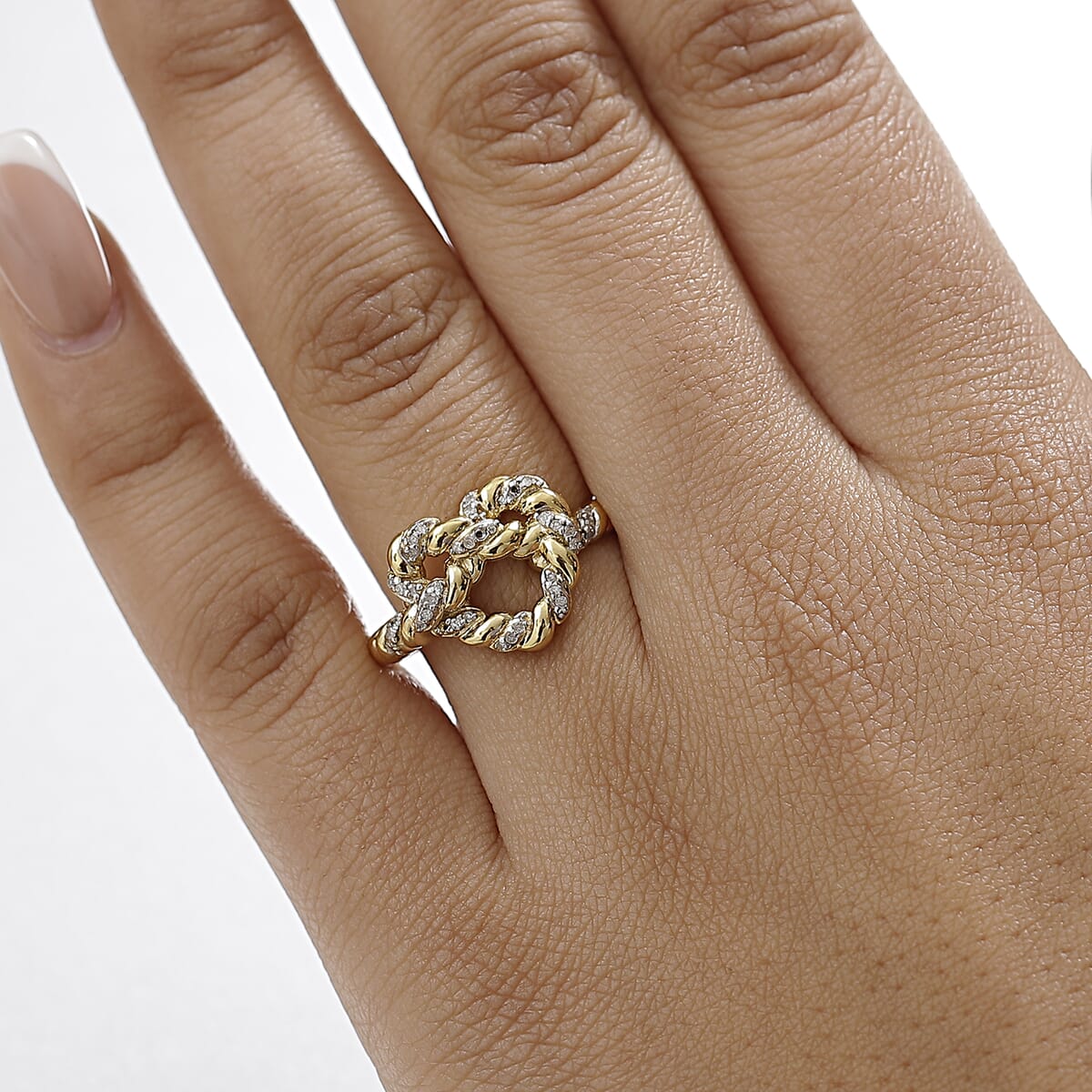 GP Amore Collection Diamond 0.20 ctw Love Knot Ring in 18K Vermeil Yellow Gold Over Sterling Silver (Size 8.0) image number 2