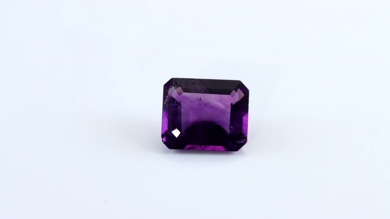 African Amethyst (Oct 12x10 mm) 4.48 ctw