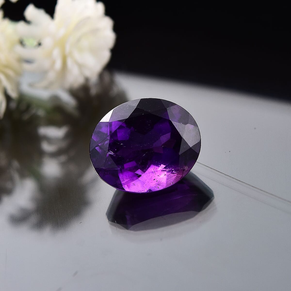 AA African Amethyst (Ovl 12x10 mm) 4.26 ctw image number 1