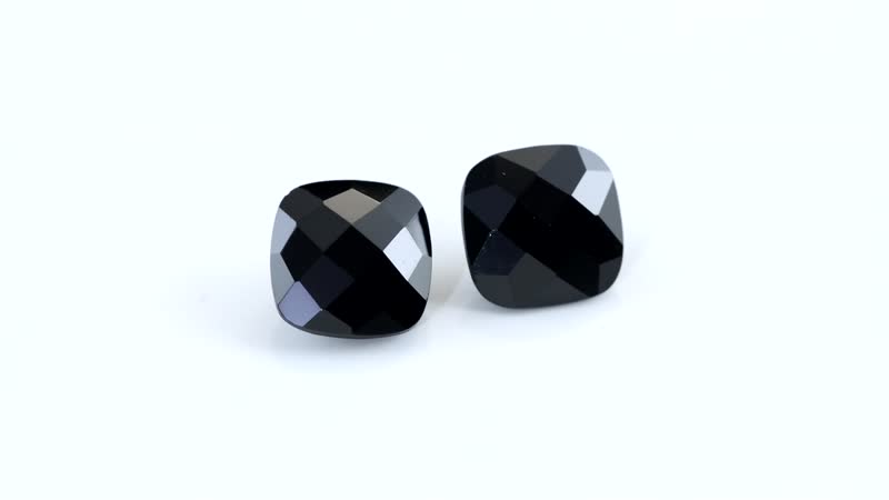Thai Black Spinel Set of 2 (Cush 10x10 mm) 10.29 ctw
