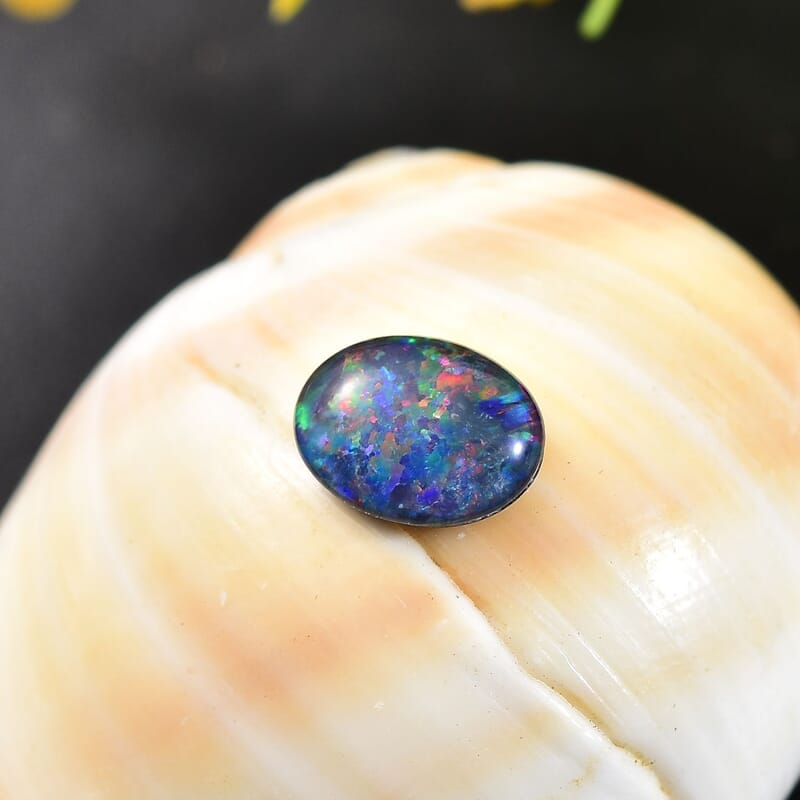 Boulder Opal Triplet (Ovl 9x7 mm) 1.25 ctw