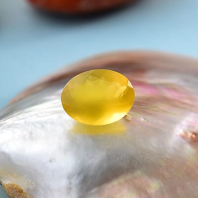 Canary Opal (Ovl 8x6 mm) 0.76 ctw Loose Gemstone
