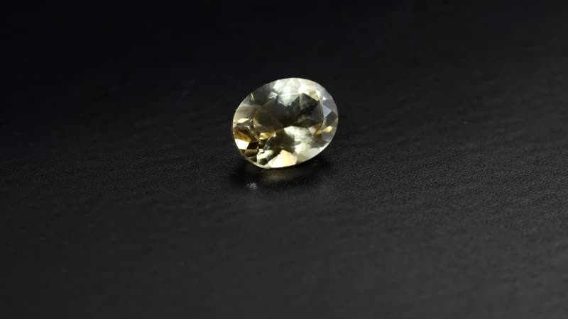 Brazilian Citrine (Ovl 12x10 mm) 1.90 ctw