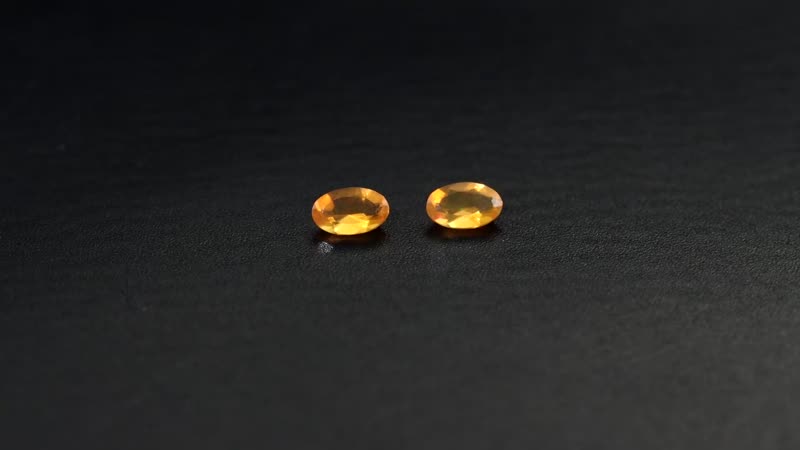 Premium Jalisco Fire Opal Set of 2 (Oval 5x3 mm) 0.29 ctw
