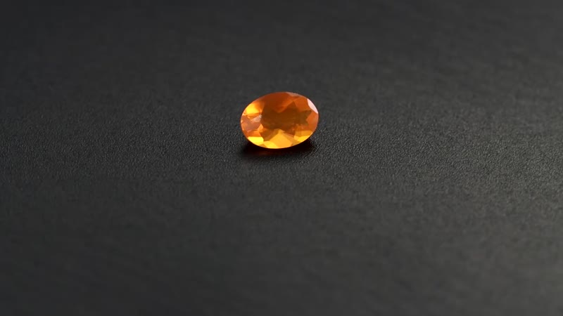 Premium Jalisco Fire Opal (Oval 7x5 mm) 0.42 ctw