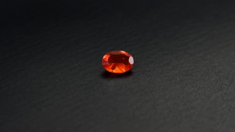 Premium Jalisco Fire Opal (Oval 7x5 mm) 0.44 ctw