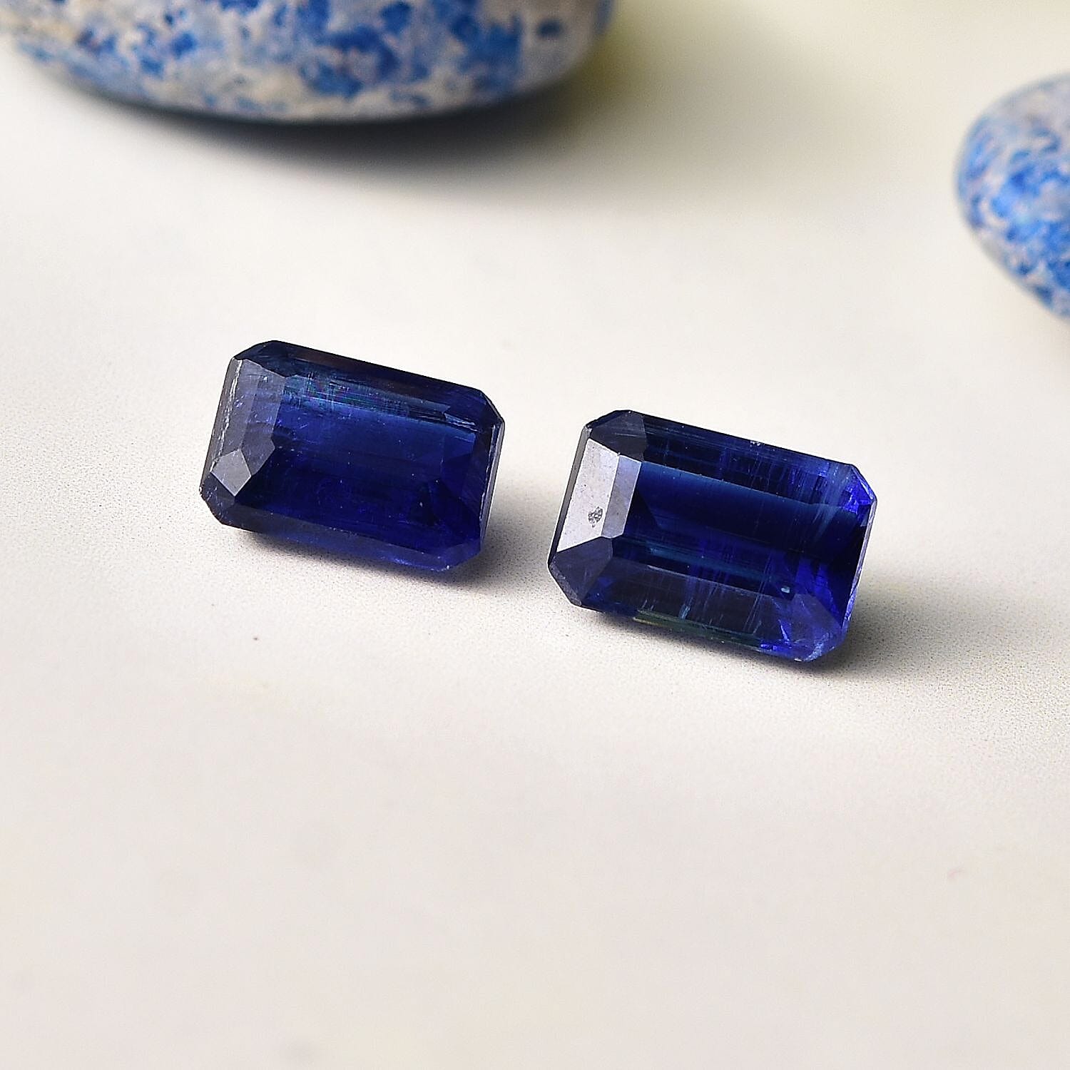 Default Title - Product card gallery slide 2 (10145963933979)