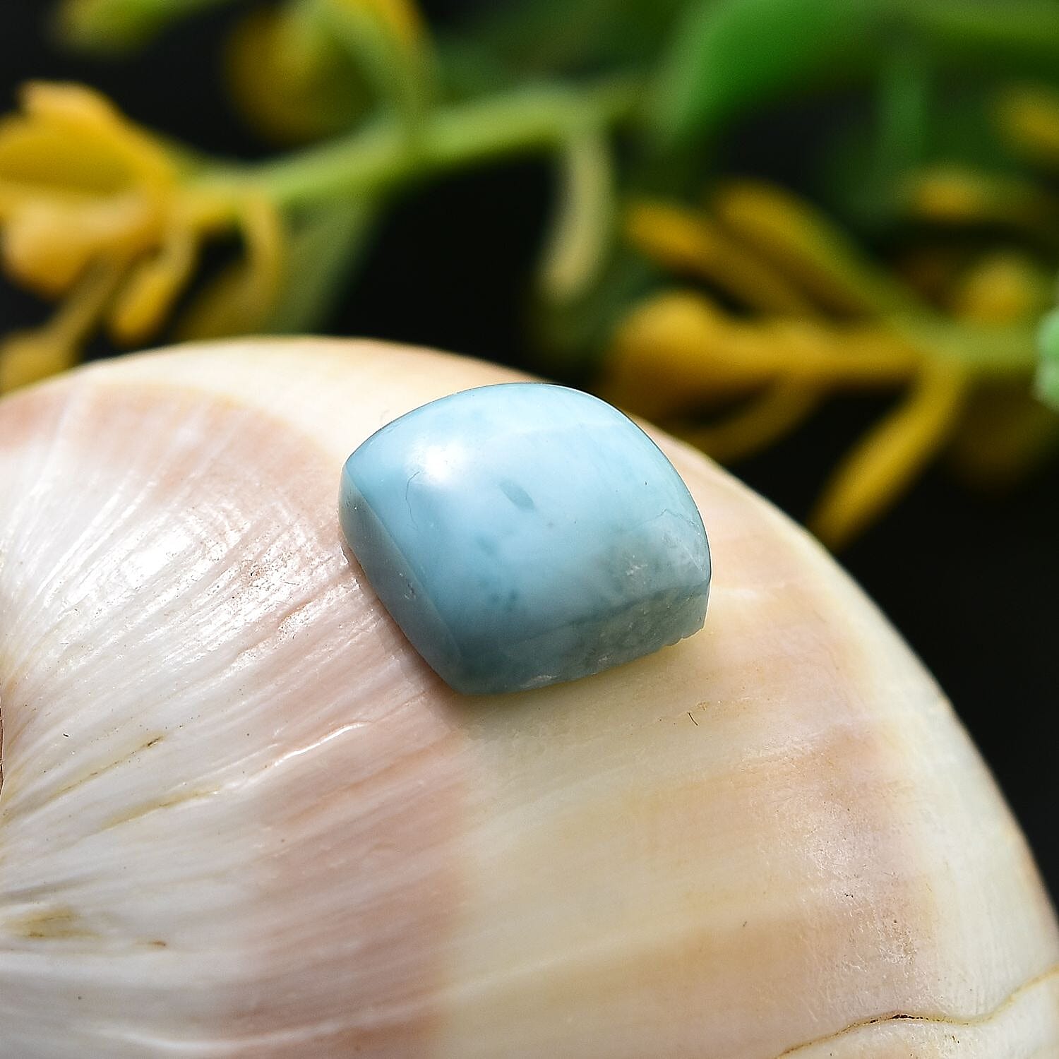 Larimar (Cush 9x9 mm) 3.16 ctw
