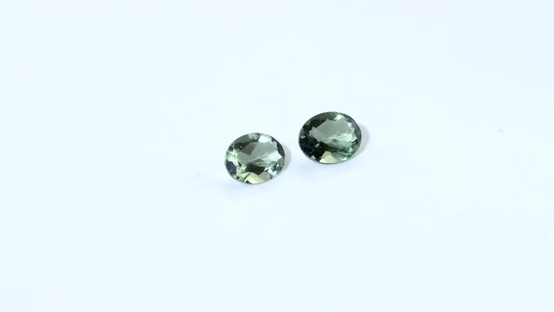 Bohemian Moldavite Set of 2 (Ovl 5x4 mm) 0.48 ctw