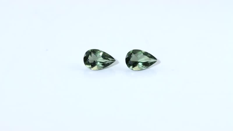 AA Bohemian Moldavite Set of 2 (Pear 6x4 mm) 0.63 ctw