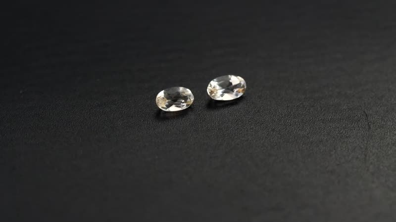 Imperial Topaz Set of 2 (Ovl 5x3 mm) 0.44 ctw