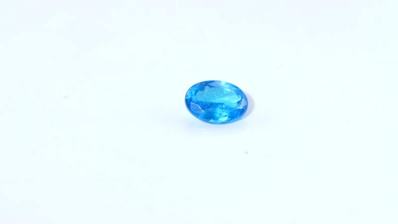 Malgache Neon Apatite (Ovl 7x5 mm) 0.67 ctw