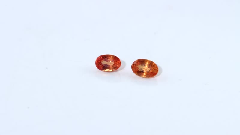 Orange Sapphire Set of 2 (Ovl 5x3 mm) 0.58 ctw