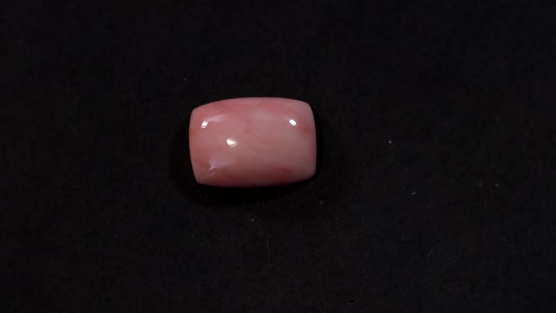 AA Peach Opal (Cush 14x10 mm) 3.33 ctw