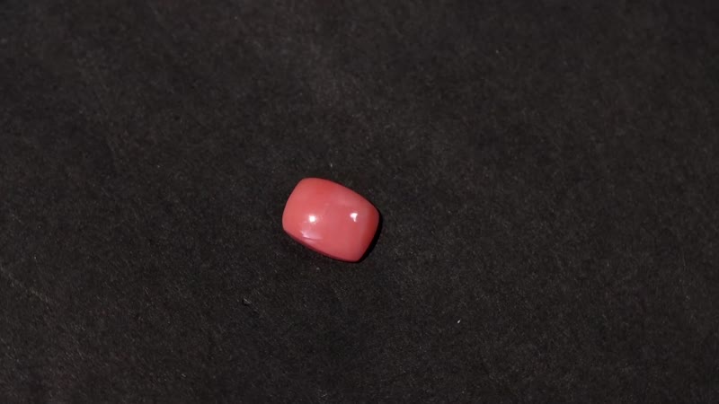 AAA Peach Opal (Cush 8x6 mm) 0.93 ctw