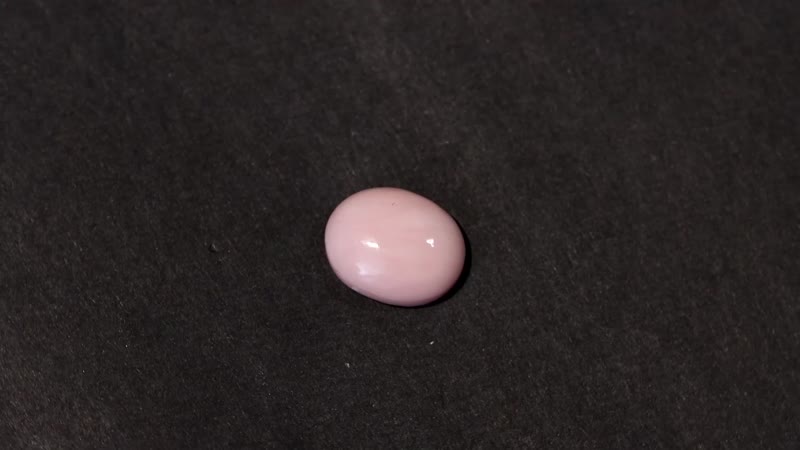Peach Opal (Ovl 11x9 mm) 2.01 ctw