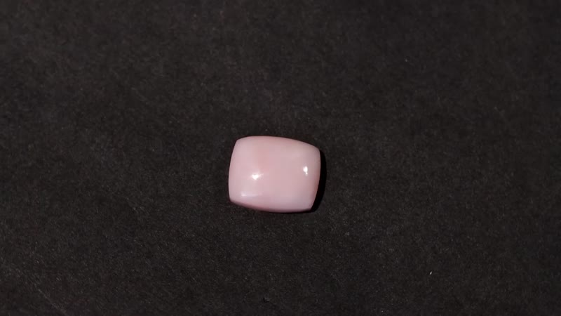 Peruvian Pink Opal (Cushion 10x8 mm) 2.03 ctw