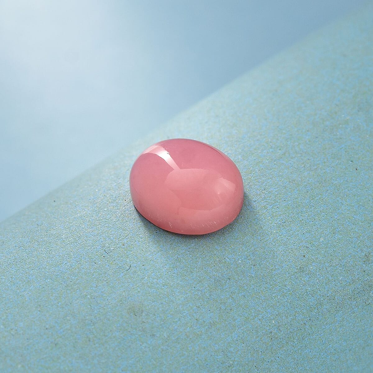 Peruvian Pink Opal (Ovl 11x9 mm) 2.66 ctw image number 1