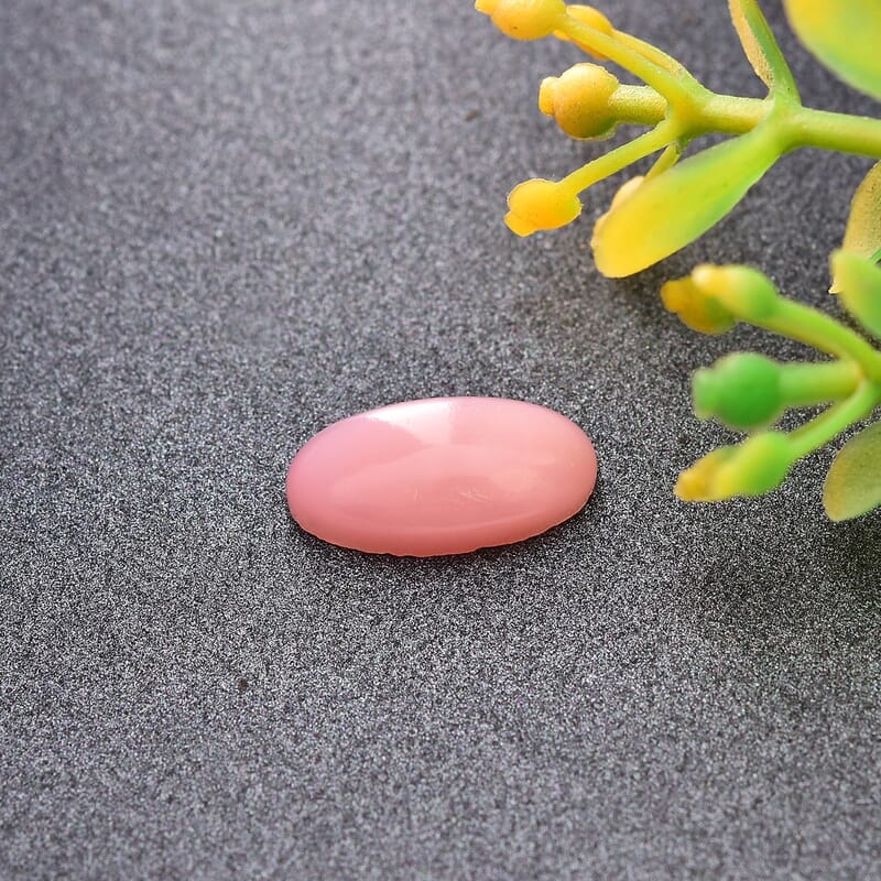 AA Peruvian Pink Opal (Ovl 12x10 mm) 1.30 ctw