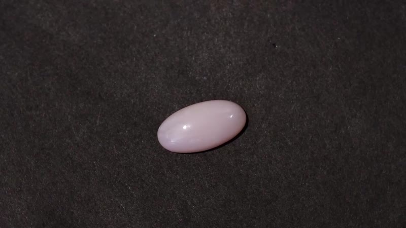 Peruvian Pink Opal (Ovl 14x7 mm) 2.20 ctw