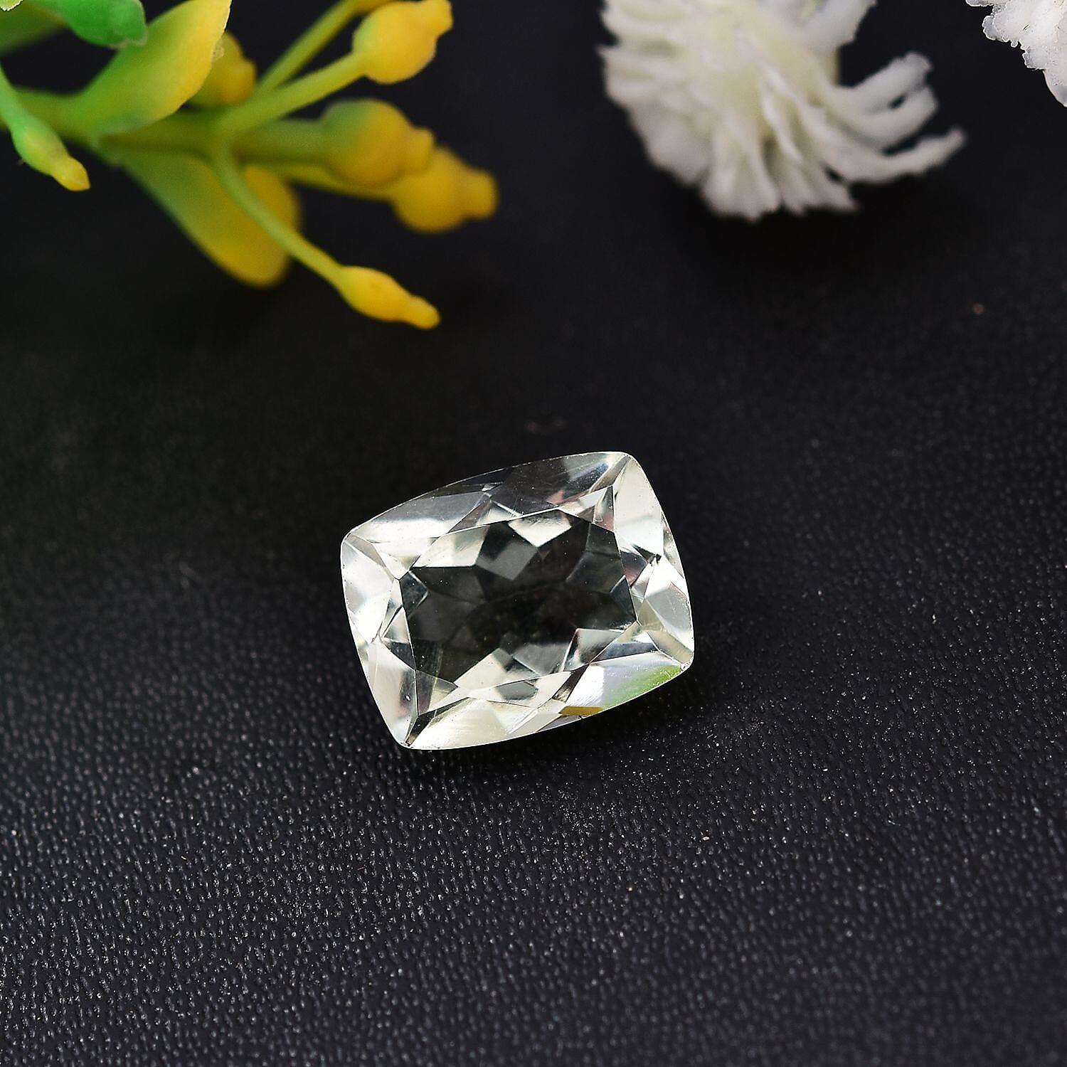 Montezuma Prasiolite (Cush 10x8 mm) 2.91 ctw