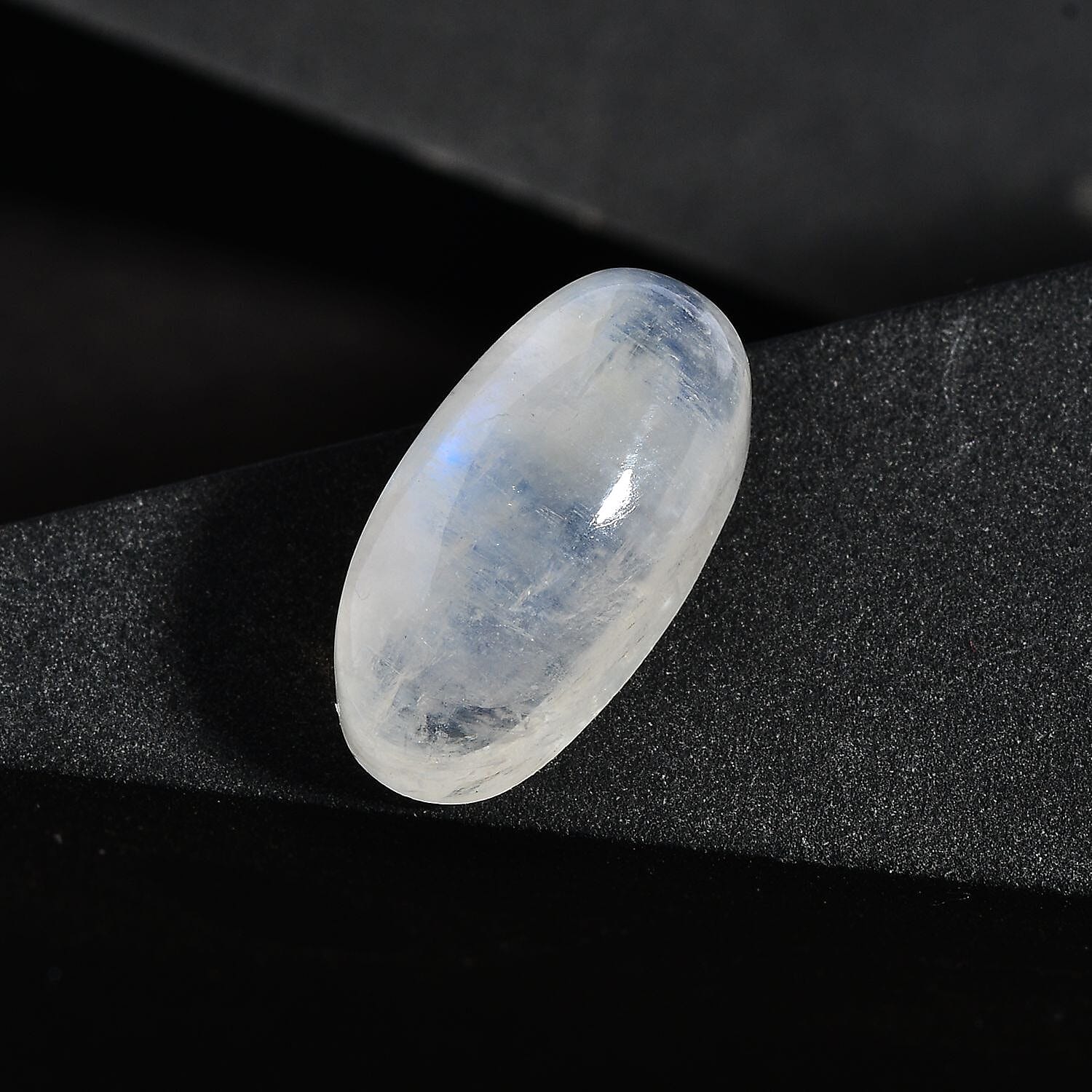 Rainbow Moonstone (Oval 16x8 mm) 6.38 ctw