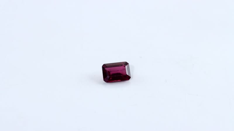 Orissa Rhodolite Garnet (Oct 7x5 mm) 1.03 ctw
