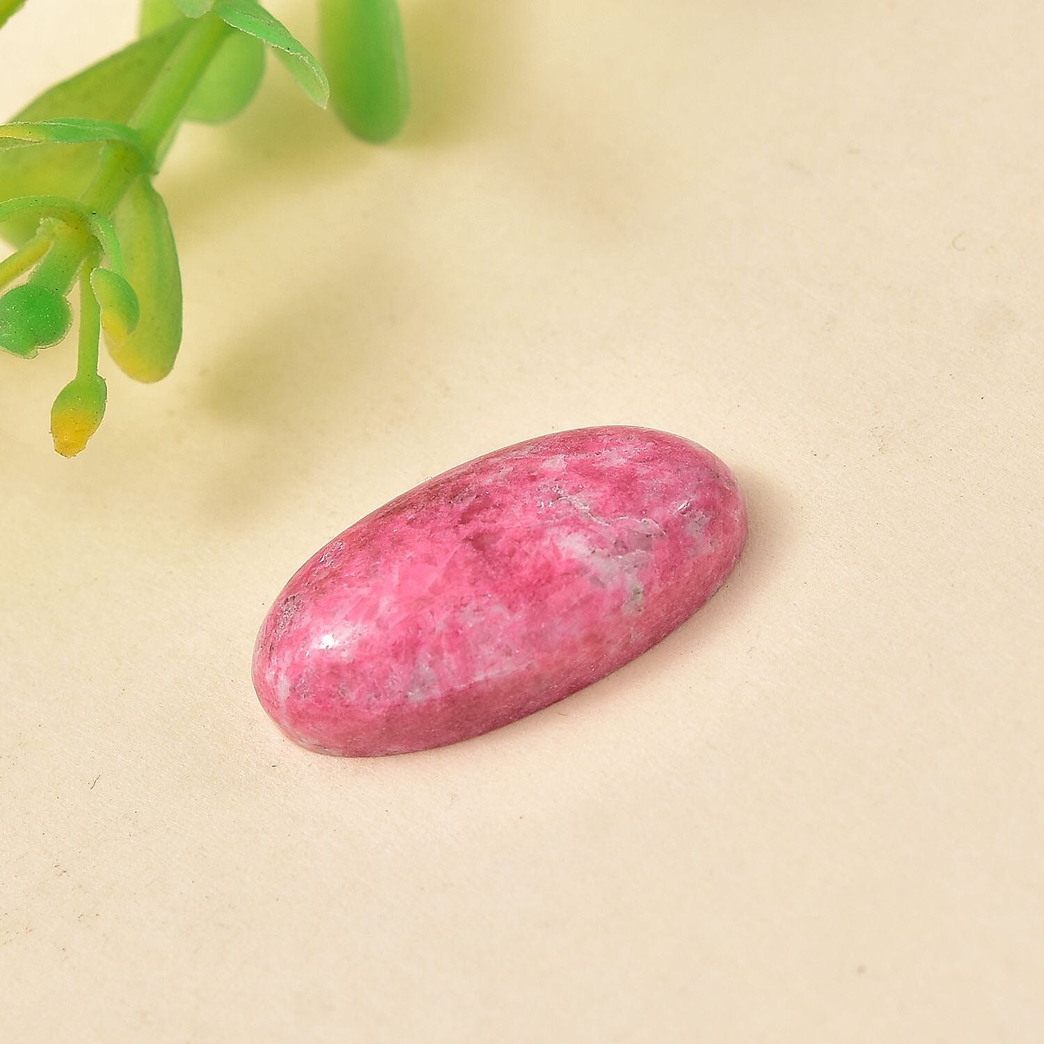 AA Norwegian Thulite (Ovl 20x10 mm) 8.88 ctw