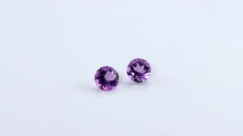 Uruguayan Amethyst Set of 2 (Rnd 6 mm) 1.49 ctw