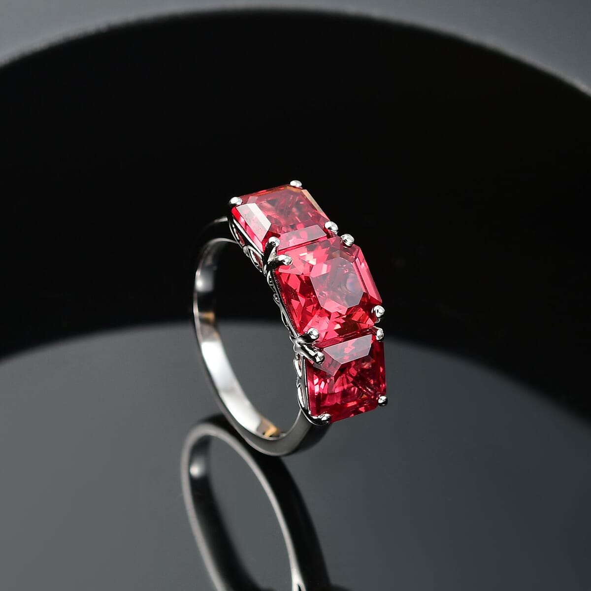 Certified & Appraised Luxuriant AAA Asscher Cut Lab Grown Padparadscha Sapphire 8.00 ctw 3 Stone Ring in 10K White Gold (Size 10.0) image number 1