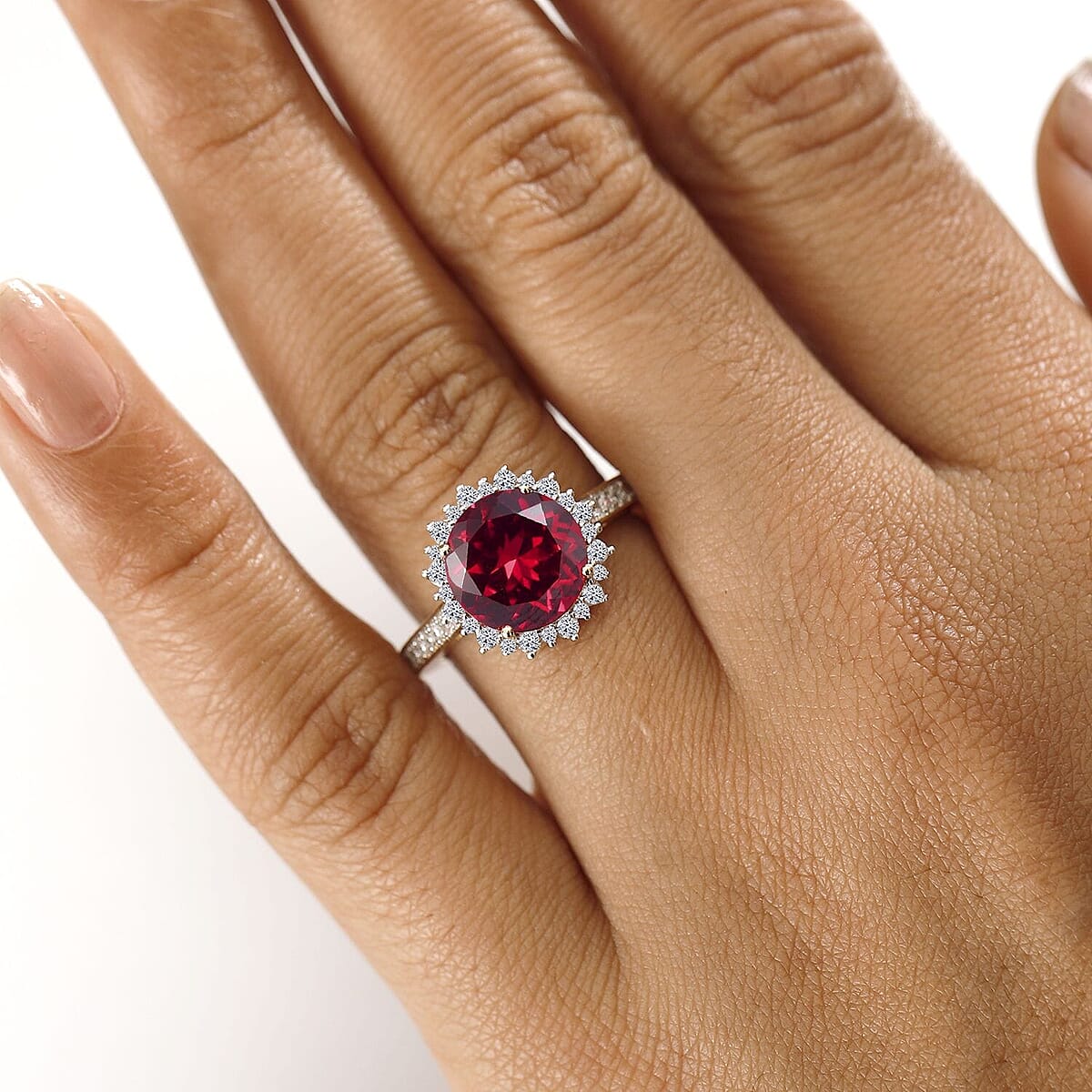 Certified & Appraised Luxuriant AAA Lab Grown Padparadscha Sapphire and E-F VS Lab Grown Diamond 5.50 ctw Ring in 10K Yellow Gold (Size 11.0) image number 1