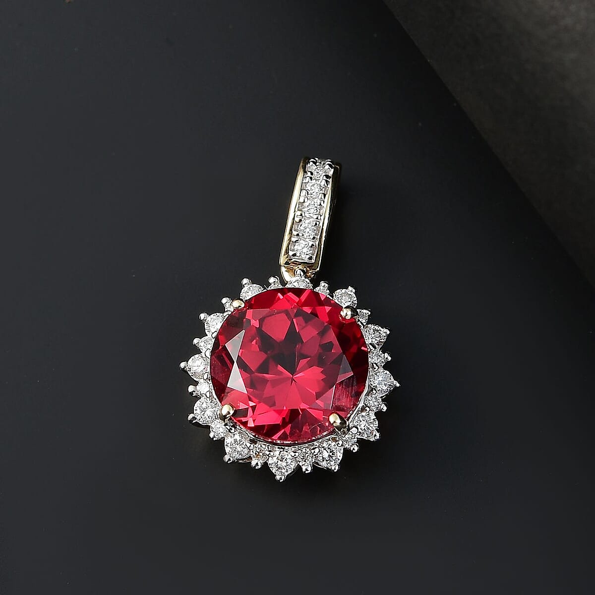 Certified & Appraised Luxuriant AAA Lab Grown Padparadscha Sapphire and E-F VS Lab Grown Diamond 5.50 ctw Pendant Necklace (18 Inches) in 10K Yellow Gold image number 1