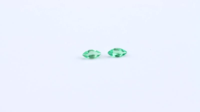 AA Tsavorite Garnet Set of 2 (Mrq 5x2.5 mm) 0.26 ctw